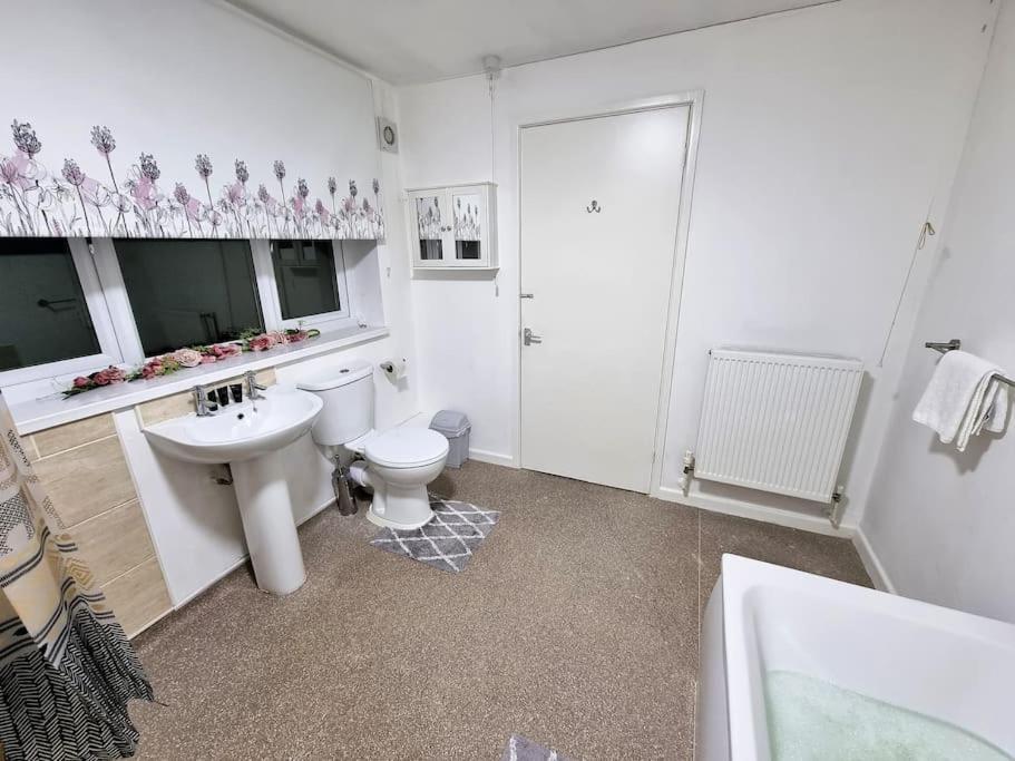 *C.Sani* Setup For Your Most Relaxed & Amazing Stay + Free Parking + Free Fast Wifi * Leeds  Buitenkant foto